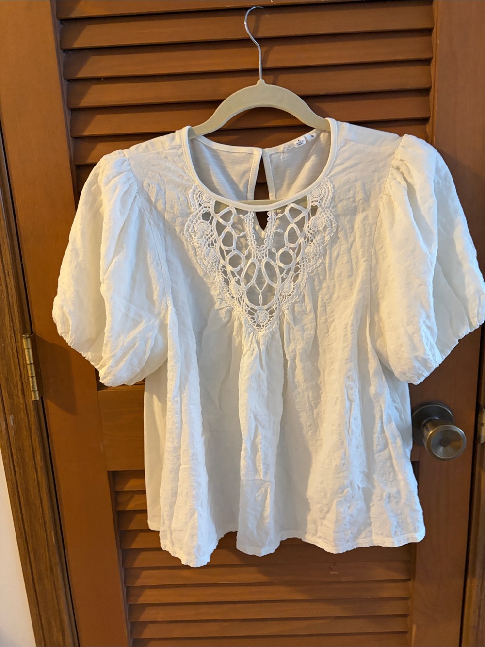 White Crochet Yoke Puff Sleeve Blouse